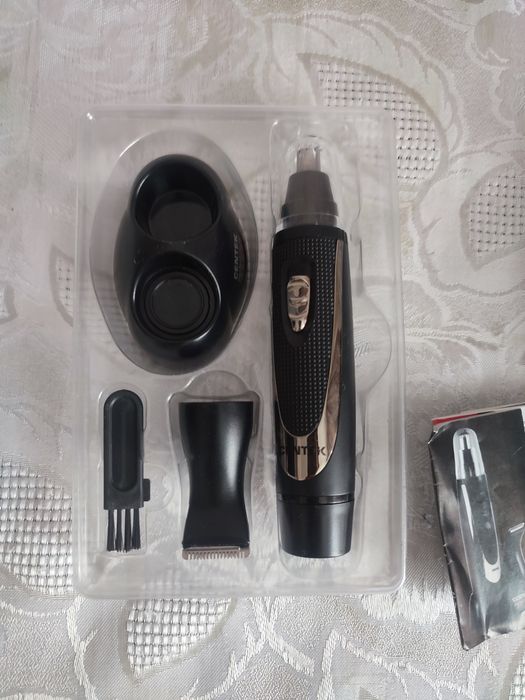 Триммер Centek CT-2177 черный