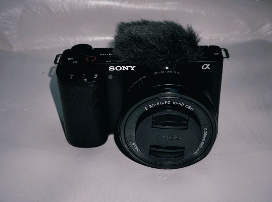 Sony ZV-E10 KIT 16–50mm