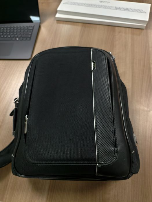 рюкзак TUMI Arrivé LARSON BACKPACK Black
