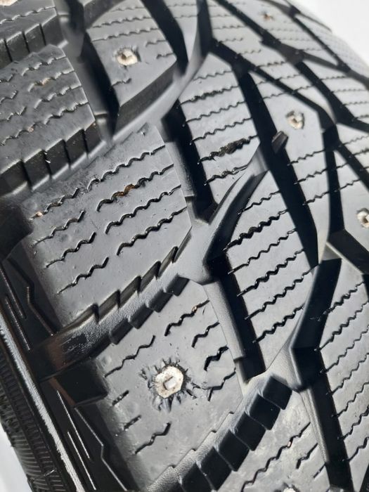 Шины Dunlop 225/60/18