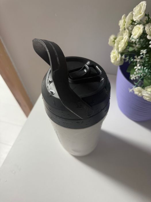 Бутылка для воды Nike 2.0L