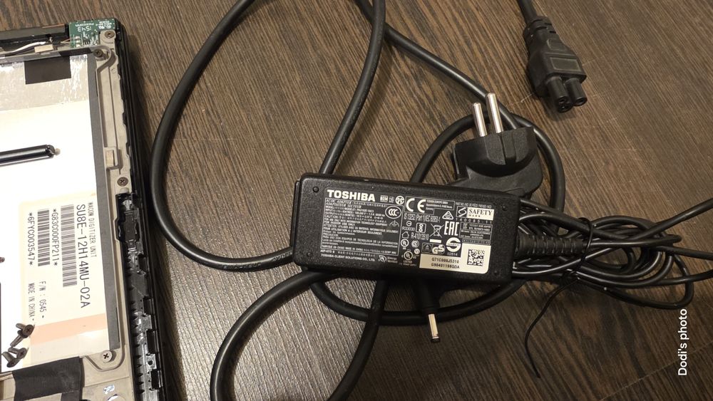 Vând Toshiba Portege Z20t-C, laptop/tableta pentru piese