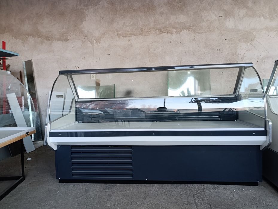 Витрина холодилник
