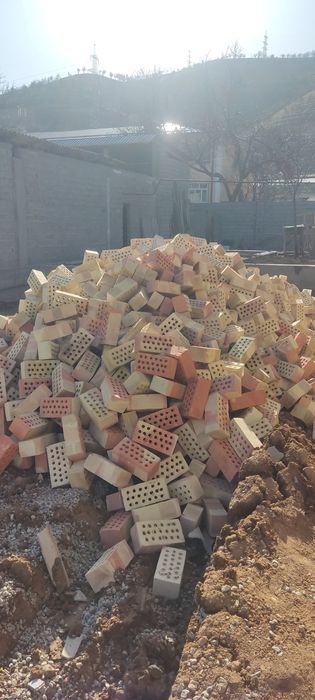 Teshik va butun gisht donoli 950