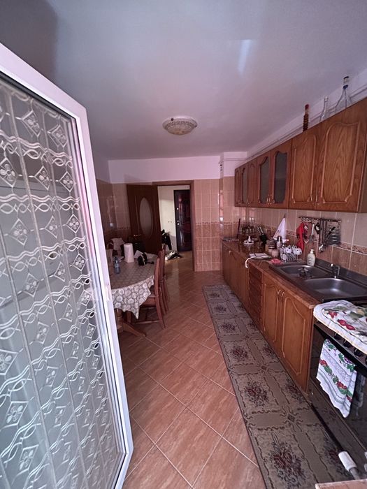 Apartament 3 camere, 95 mp, 1 mai, pret in €