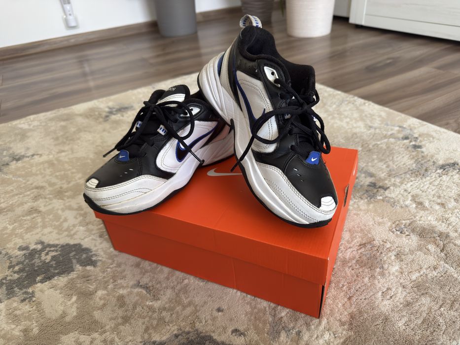 Adidasi air monarch IV
