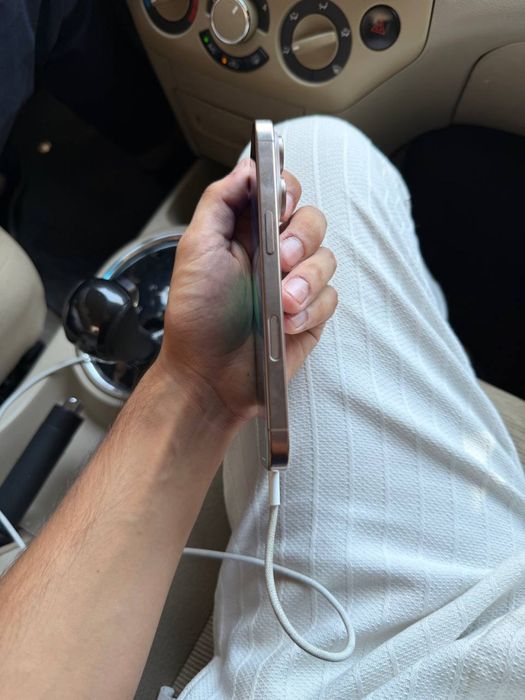 Iphone 16 pro aybi yoq