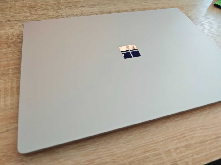 Microsoft Surface Laptop 4 15'' Ryzen 7