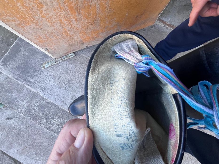 Срочно продаю хромовые сапоги