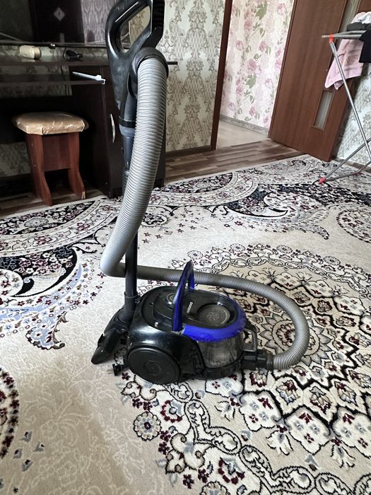 Пылесос в отличным состояние