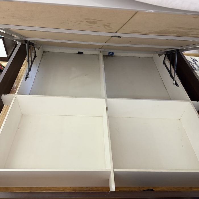 Спальный гарнитур б/у