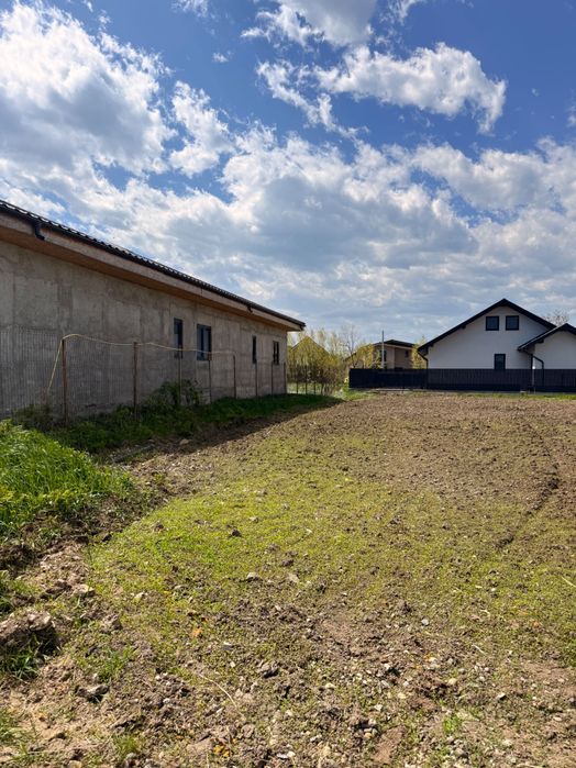 Teren intravilan Săucești ideal pentru casă