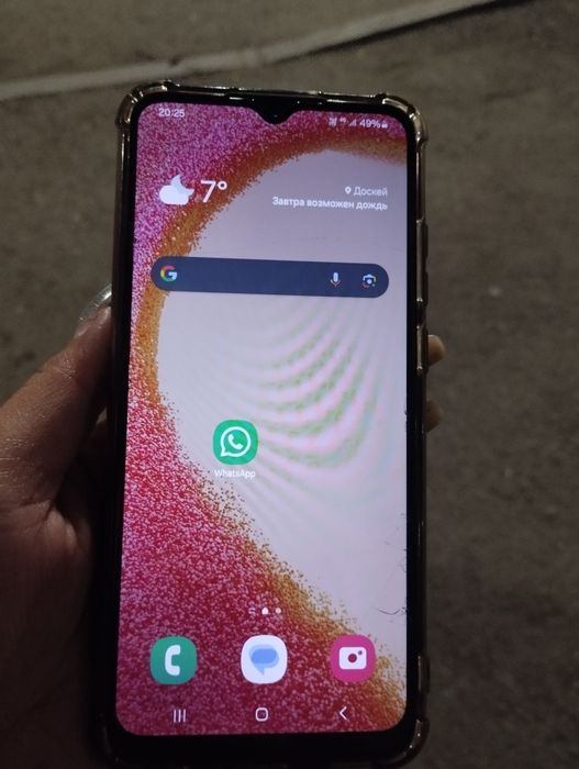 Продам телефон Самсунг А04