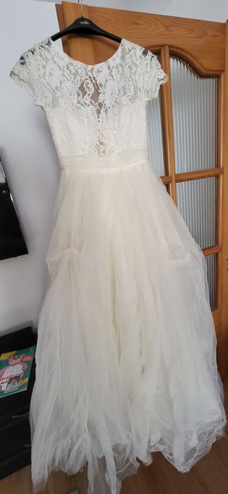 Rochie de mireasa marime M (inaltime 170 cm) (+capa bonus)