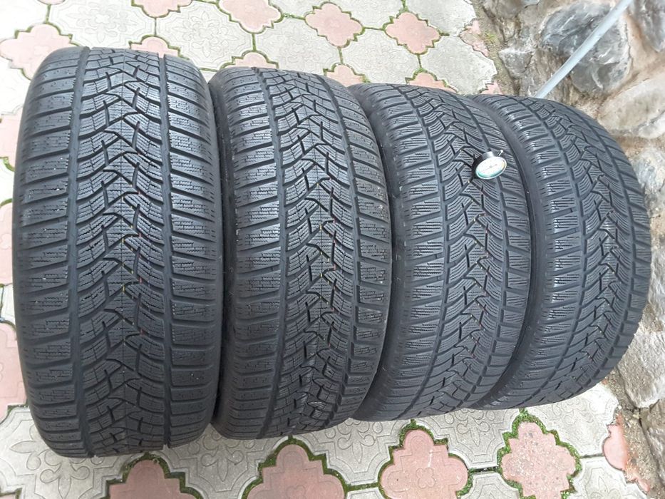 cauciucuri, anvelope de iarna 245 45 18 Dunlop