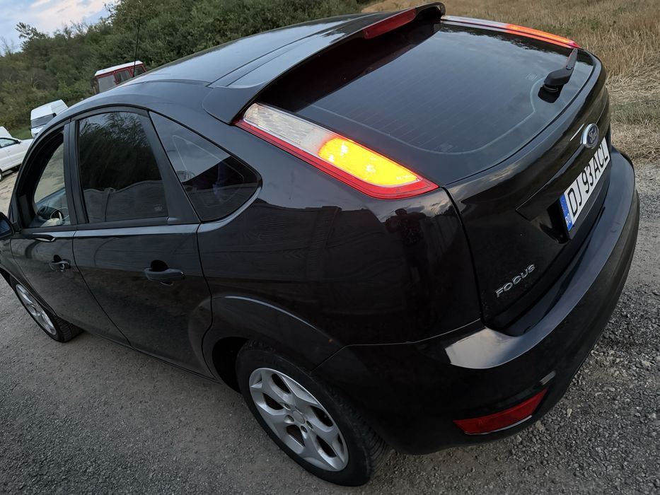Vand ford focus 2 cu gpl acte la zi