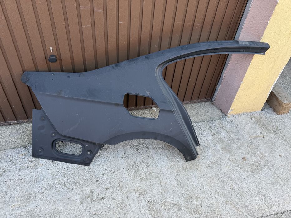 Aripa dreapta spate vw passat b8
