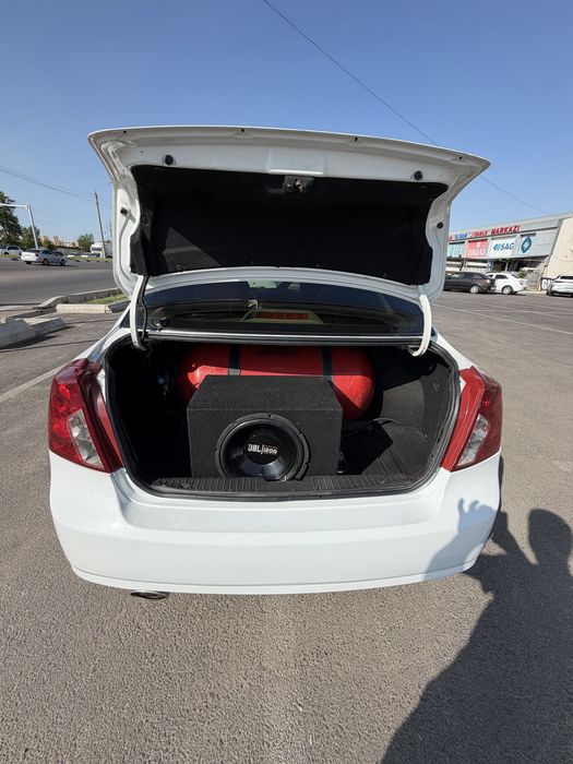 Lasetti  Ласетти 2009 г , 1.8 автомат газ-бензин , нахаду