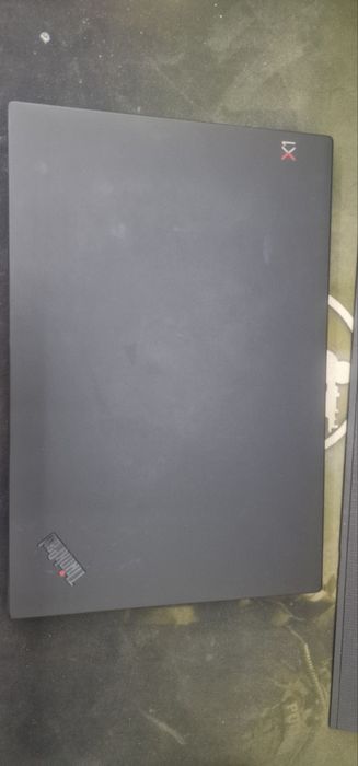 Lenovo X1 Core i7-8565u operativka 16gb ddr4 hotira 256gb m2ssd