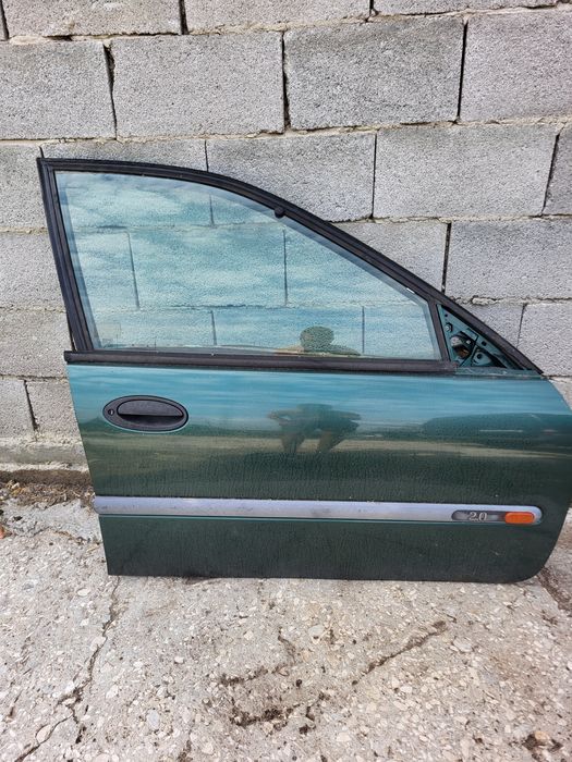 Предна дясна врата Renault Laguna 1