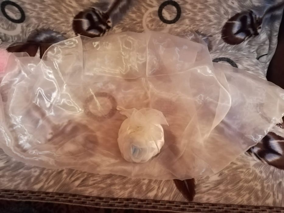 Vand rochie de mireasa