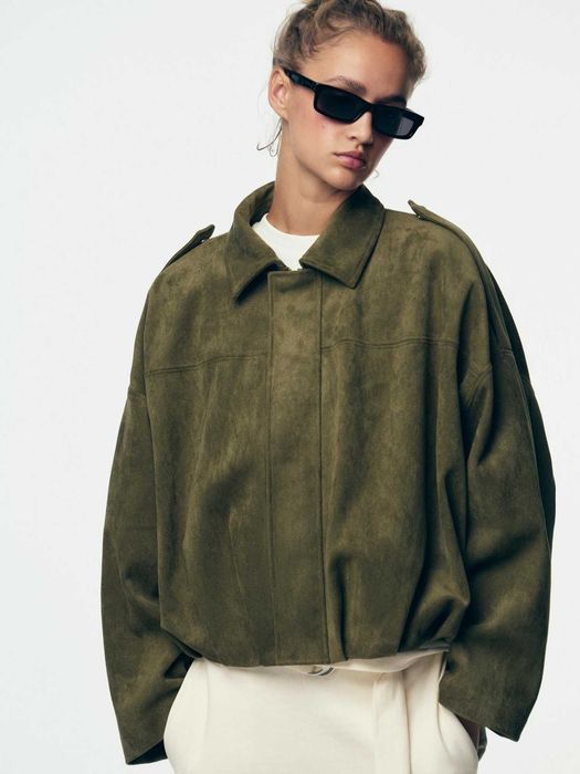 Дамско яке бомбър с ефект на велур