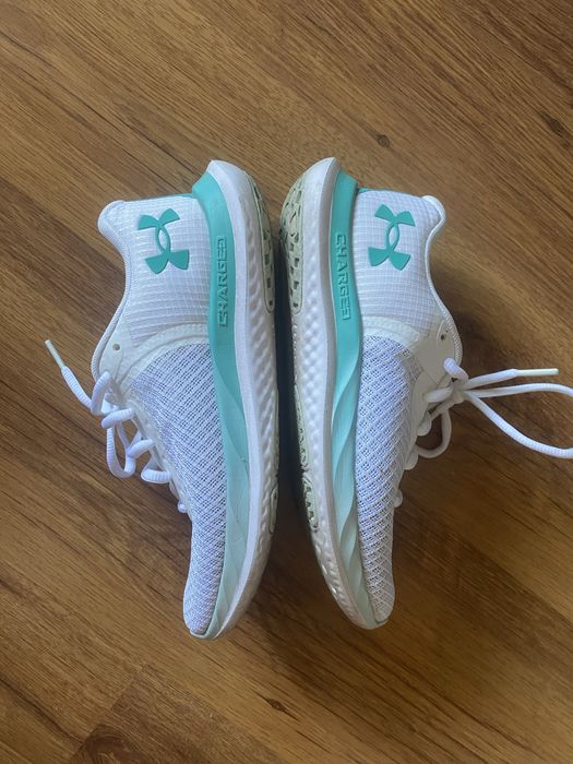 Дамски маратонки Under Armour 36.5