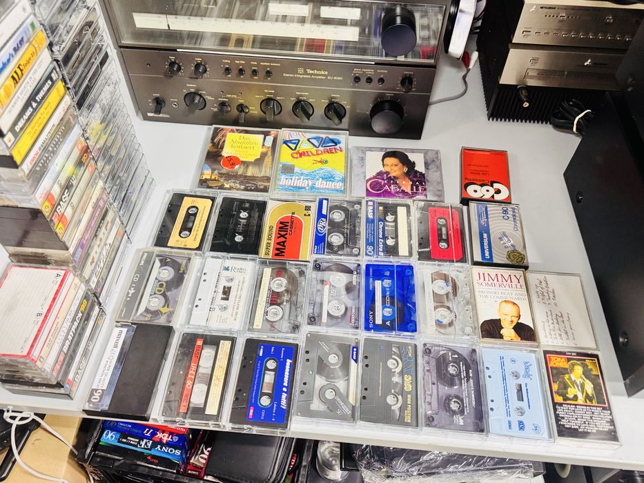 Lot mixt 100 de casete-casete Noi / inregistrate / originale cu muzica