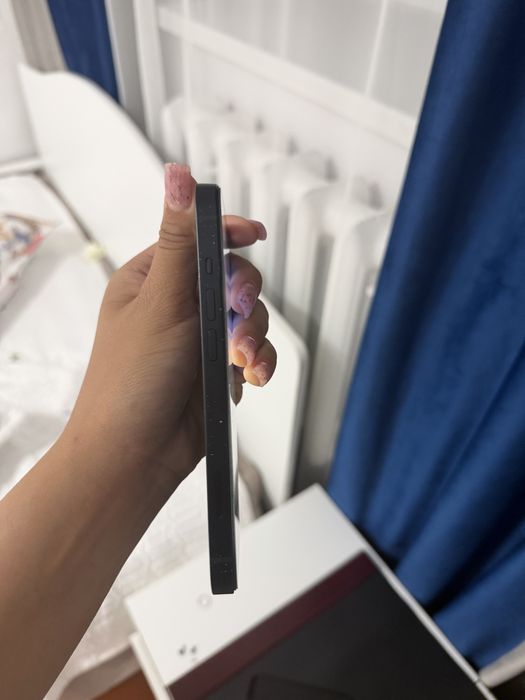 Iphone 13 в хорошем состоянии