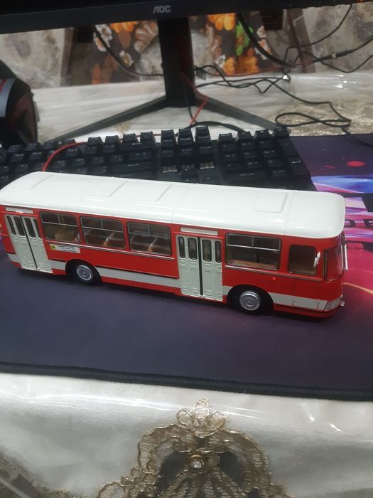 Автобус Лиаз 677