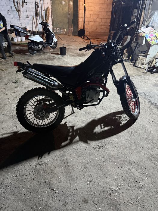 Продается мотоцикл ямаха XG125