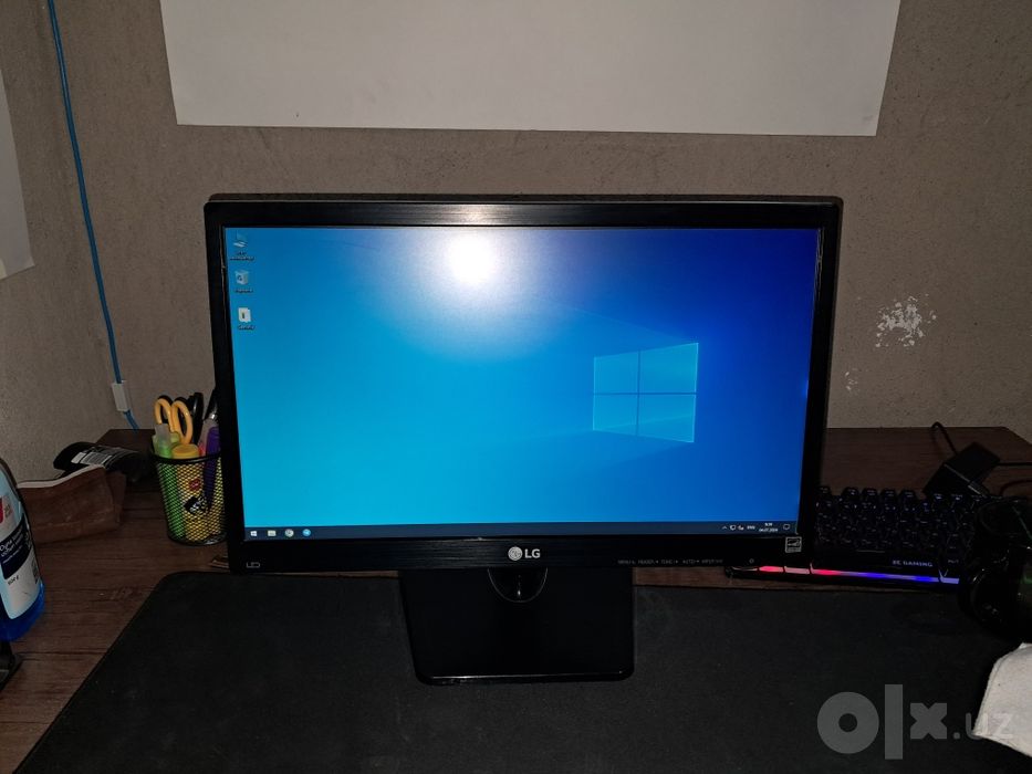 Monitor sotiladi! LG 19 li LED monitor