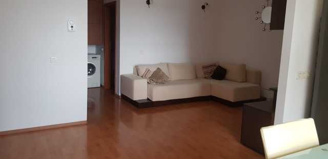 Inchiriere apartament 2 camere superb, cu loc parcare, 450 euro, Titan