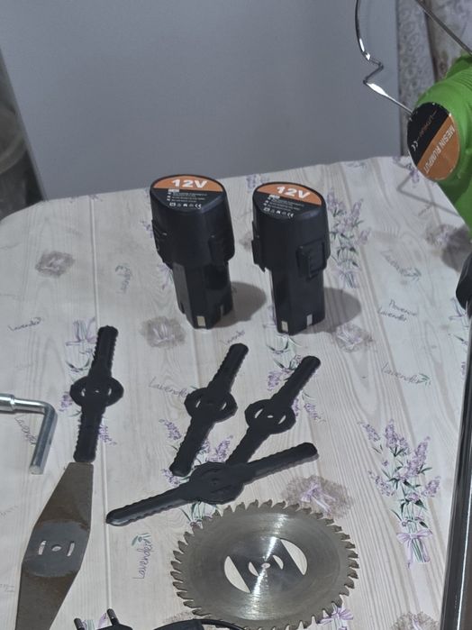 Motocoasă electrică