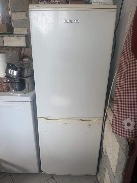 Хладилник ВЕКО, работещ
