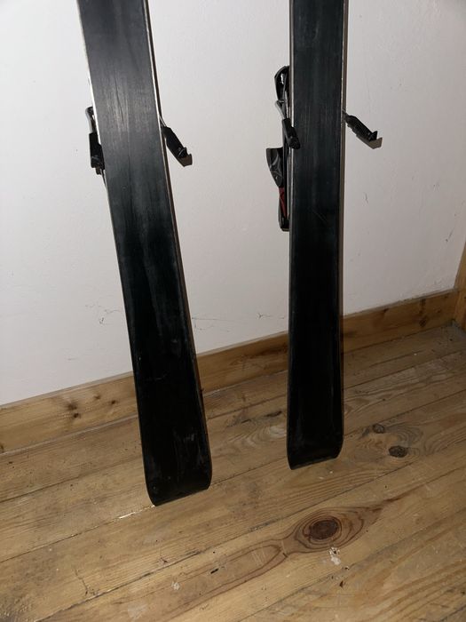 Schiuri Atomic cu legaturi Atomic Performer Scandium