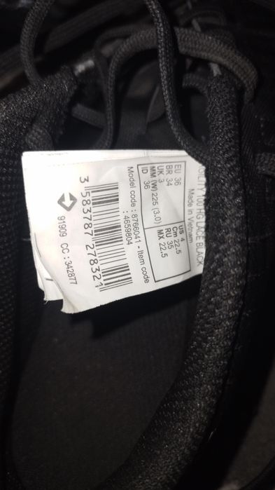 Vand pantof de fotbal putin folosite marime 36