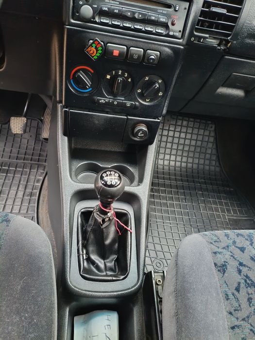 Опел Zafira A бензин газ 1,8