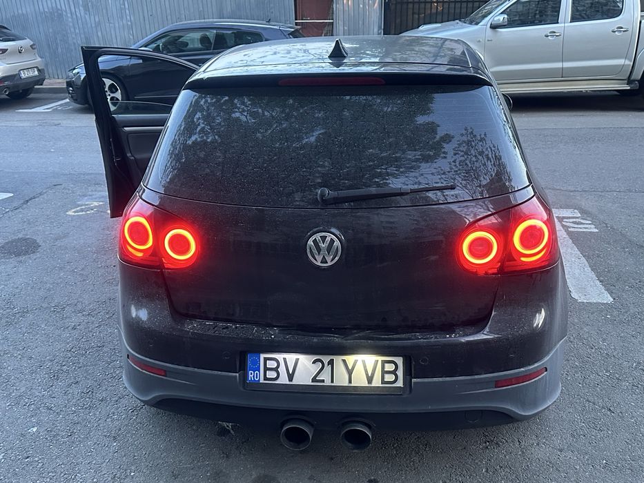 Stopuri golf 5 skyline mod