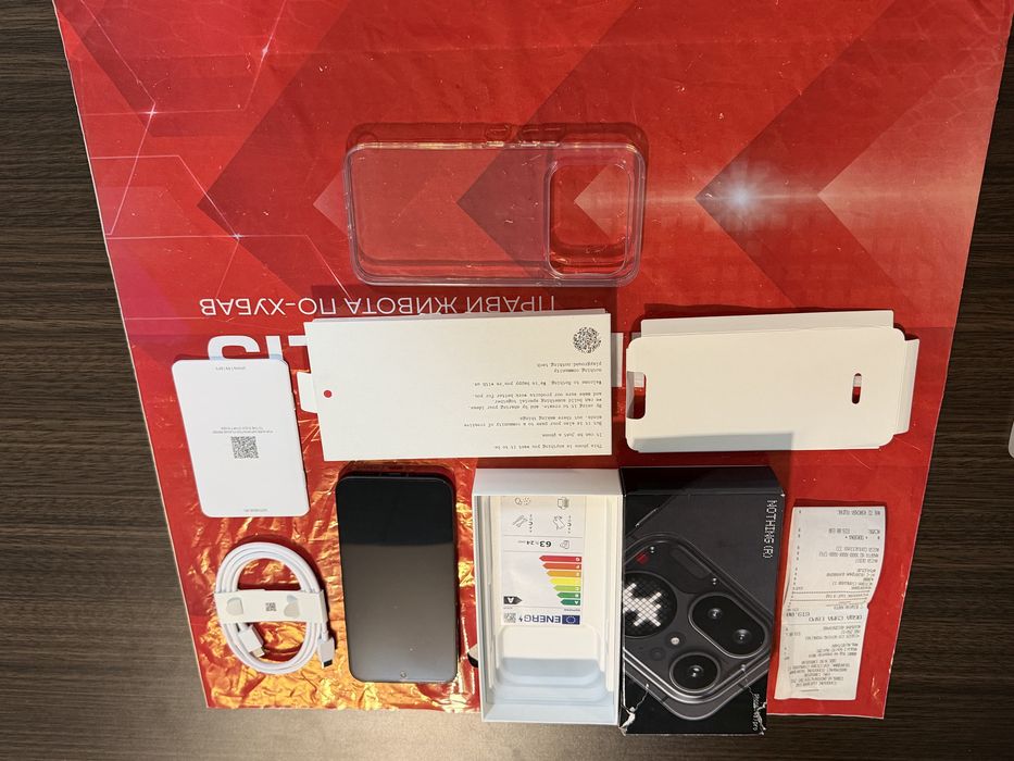 КАТО НОВ 256GB Nothing Phone 4a Pro 5G Гаранция Технополис 2028г. Black (R)