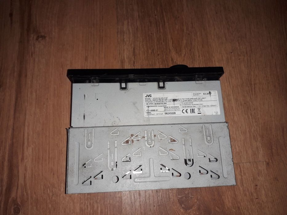 Radio Mp3 player cu Usb si auxiliar Jvc  Kd-x141