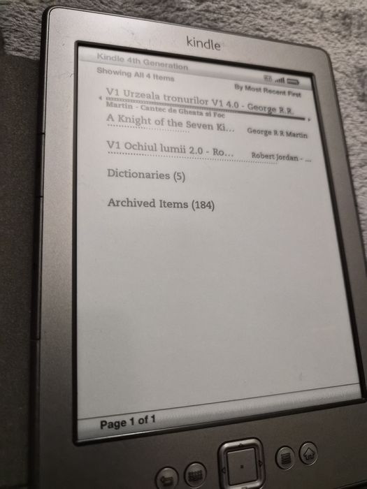 E-book reader Kindle 4th gen model D01100