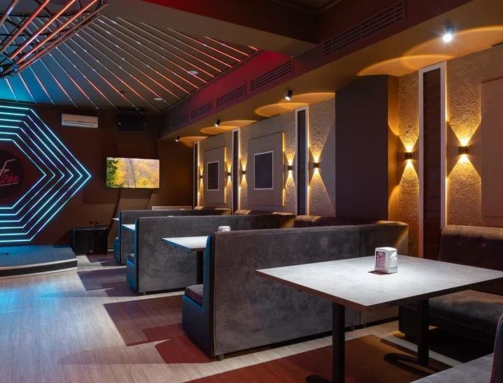 Продаётся Караоке клуб "хот туби"