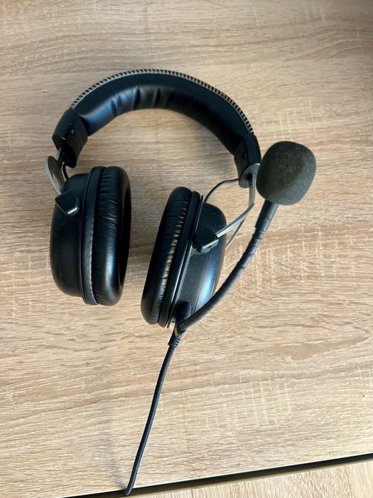 Продам наушники HyperX cloud 2