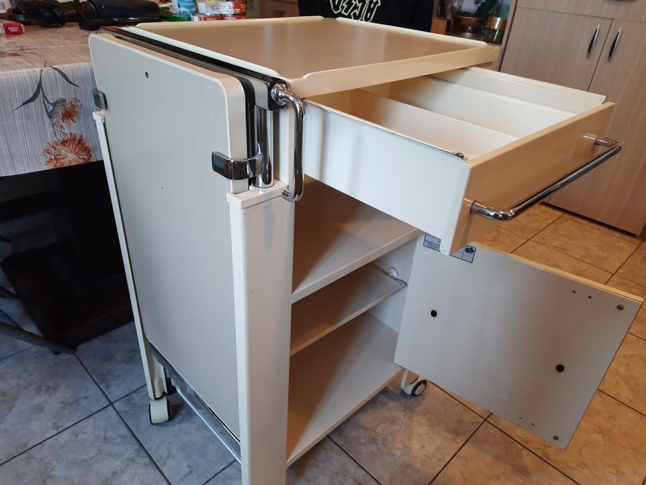 Masă îngrijit bolnavi la pat