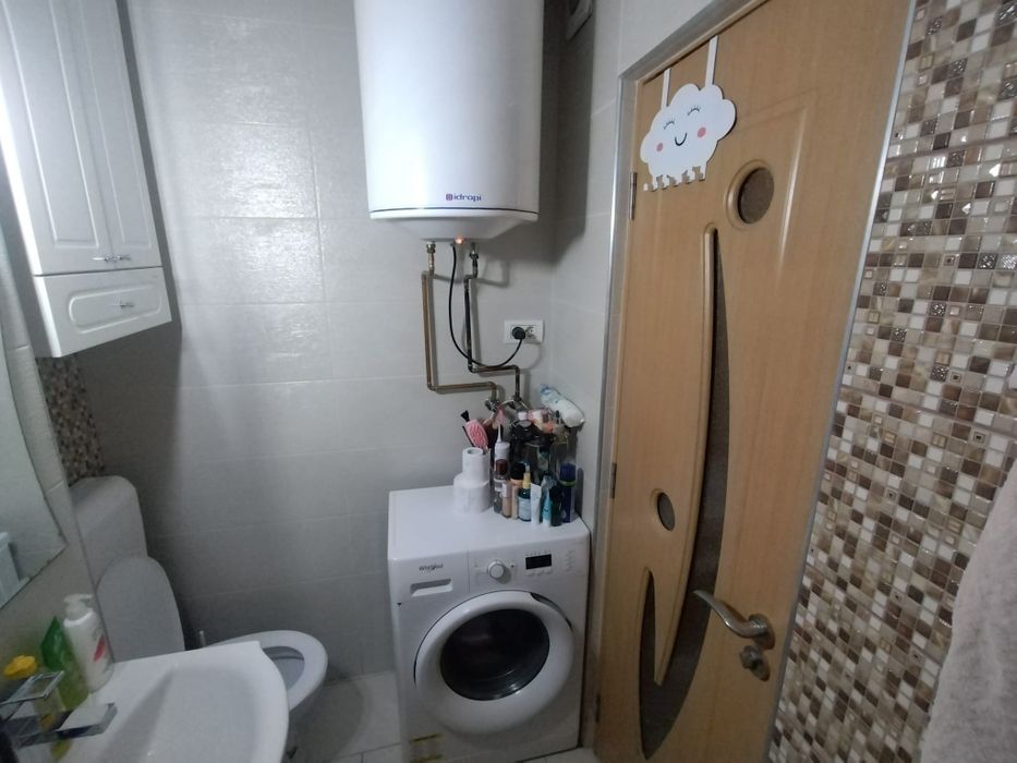 Garsonieră de vânzare