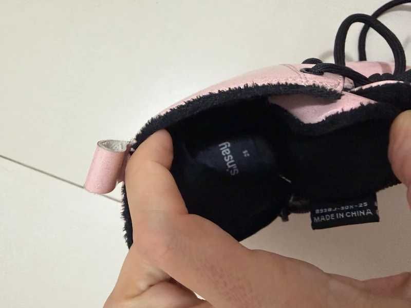 Ghete Sinsay marimea 25