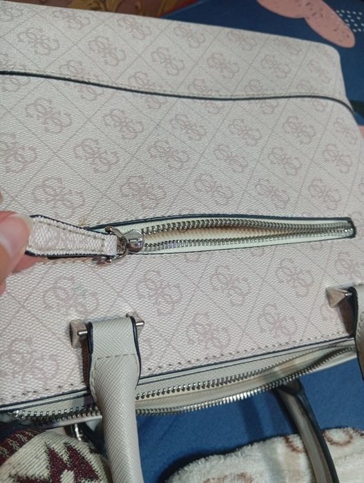 Сумка бренд Guess