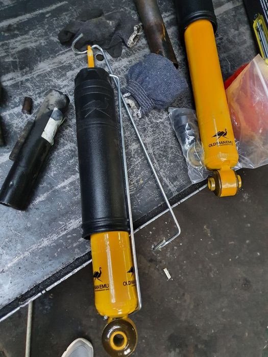 Амортизаторы на Chevrolet TrailBlazer Шевроле Триаблезер оригинал и ма