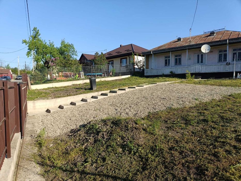 PROPRIETAR - 3250mp Teren, Casă Românești (Iași) - Apă și Canalizare ÎN CASĂ și pe Terasă